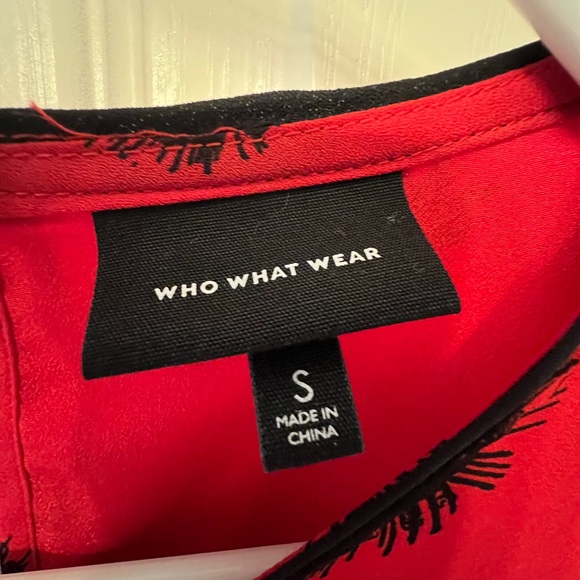 Who What Wear red and back dress. Ruffled shoulders and ties at neck in back. - Picture 3 of 3